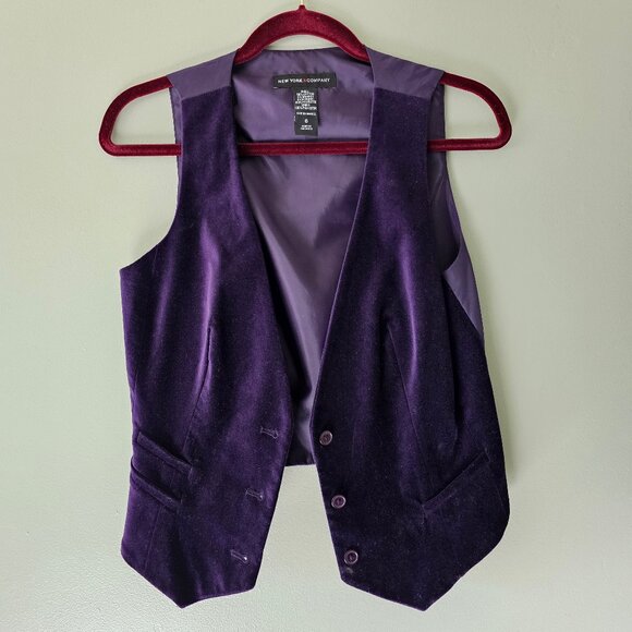 New York & Company Vintage Lined Purple Velvet Vest Size 6 - Picture 1 of 3